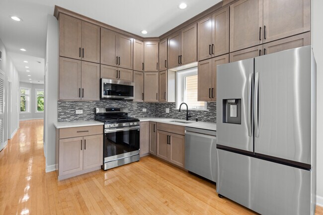 property at 1535 W School St