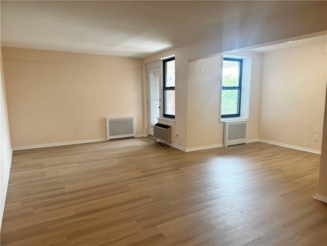 property at 3235 Emmons Ave