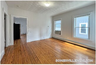337 Beacon St, Unit A in Somerville, MA - Foto de edificio - Building Photo