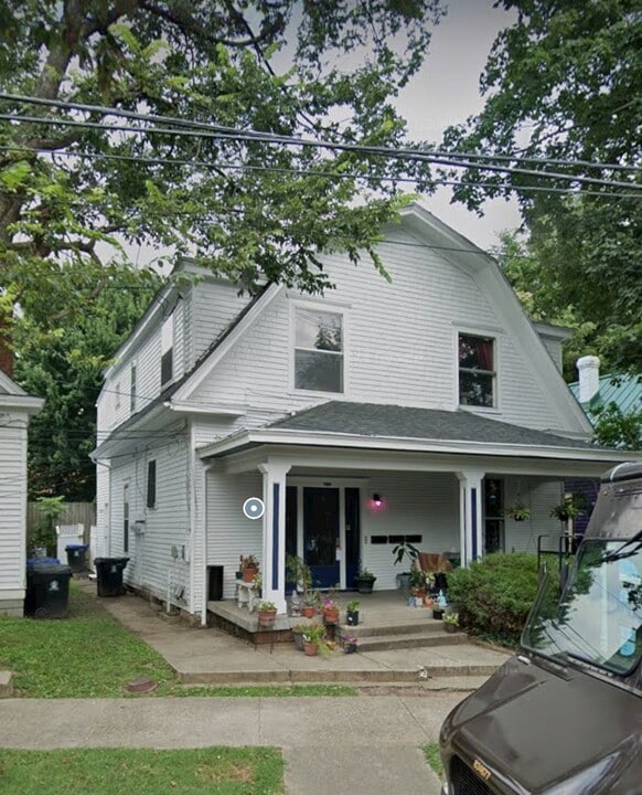 2119 Grinstead Dr, Unit 3 in Louisville, KY - Building Photo
