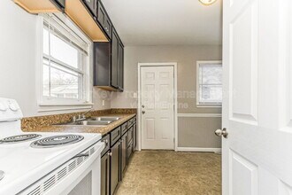 208 E Geer St in Durham, NC - Building Photo - Building Photo