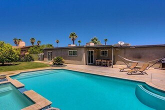 2415 E Finley Rd in Palm Springs, CA - Building Photo - Building Photo