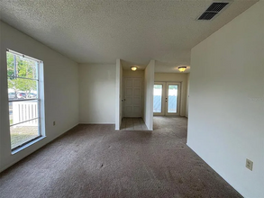 402 Dorchester Square in Lake Mary, FL - Building Photo - Building Photo