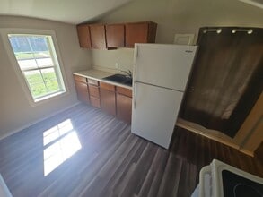 1737 S Hiram Ave in Wichita, KS - Building Photo - Building Photo