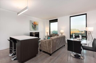 11850 Freedom Dr in Reston, VA - Building Photo - Building Photo