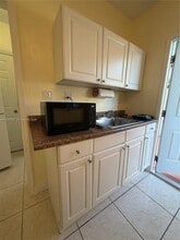 2620 SW 92nd Pl in Miami, FL - Building Photo - Building Photo
