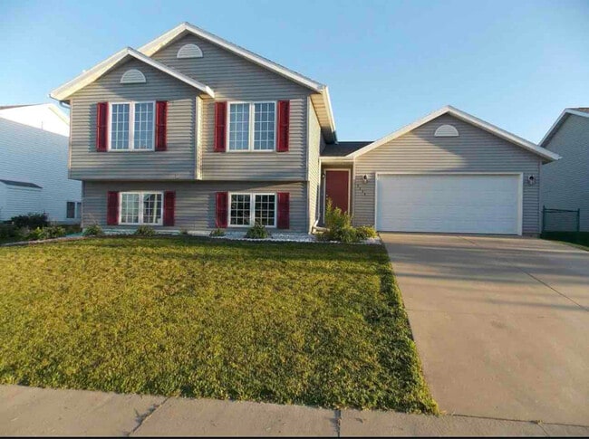 property at 5222 Lexington Pl NW
