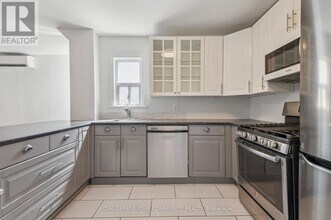 10 Coxwell Ave in Toronto, ON - Building Photo - Building Photo