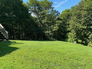 35 Cedar Vale Dr in New Milford, CT - Building Photo - Building Photo