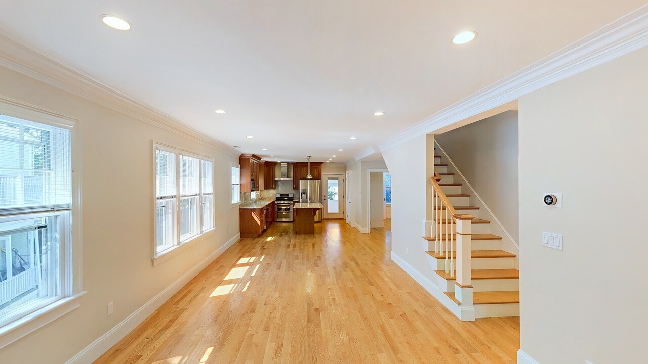 7 Acron Rd, Unit 2 in Brookline, MA - Foto de edificio