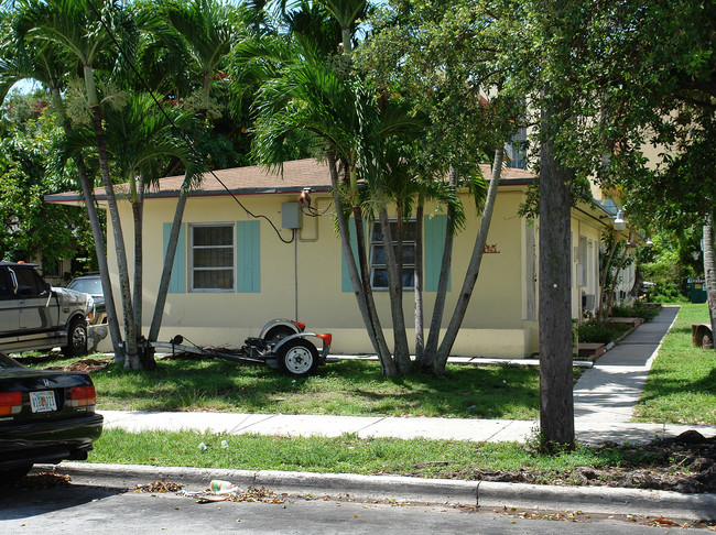 962 NW 5th St in Miami, FL - Building Photo - Building Photo