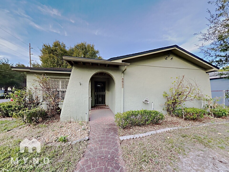 3623 W Carmen St in Tampa, FL - Building Photo