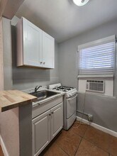 1214 S Ridgewood Ave in Daytona Beach, FL - Building Photo - Building Photo