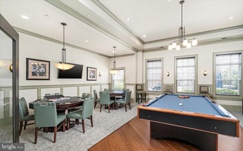 945 Halifax Pl in Hamilton Township, NJ - Building Photo - Building Photo