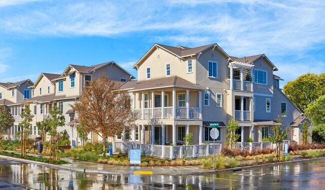 37579 Breakers Rd in Newark, CA - Building Photo - Building Photo