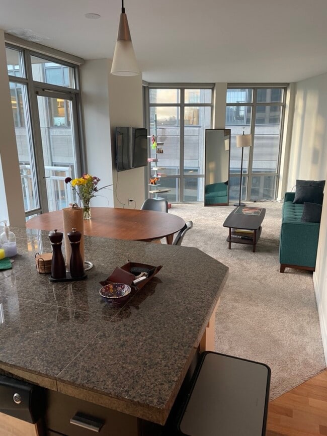 819 Virginia St, Unit Unit 2007 in Seattle, WA - Building Photo - Building Photo