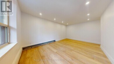 1 Marquette Ave in Toronto, ON - Building Photo - Building Photo