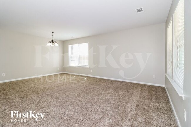 6211 Sparkling Cove Ln in Buford, GA - Building Photo - Building Photo