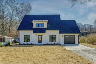 617 Co Rd 414 in Killen, AL - Building Photo