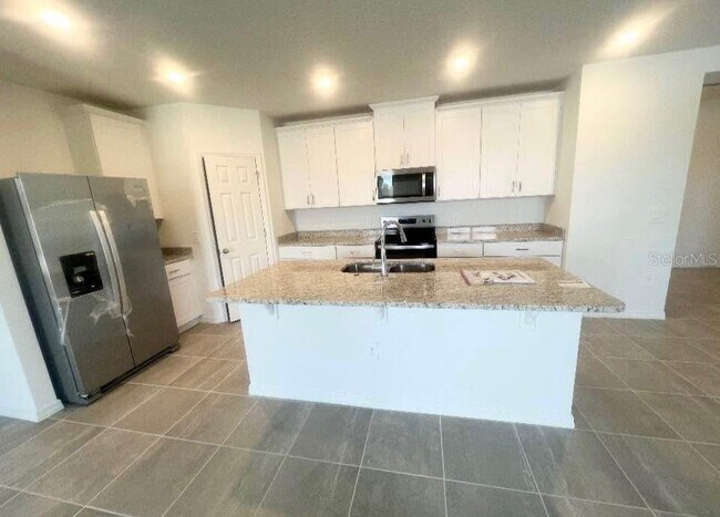 2319 White Tail St in Davenport, FL - Building Photo - Building Photo