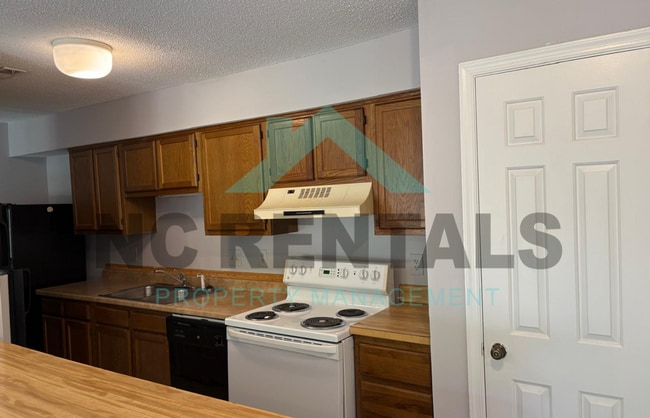 1311 Park Glen Dr in Raleigh, NC - Building Photo - Building Photo