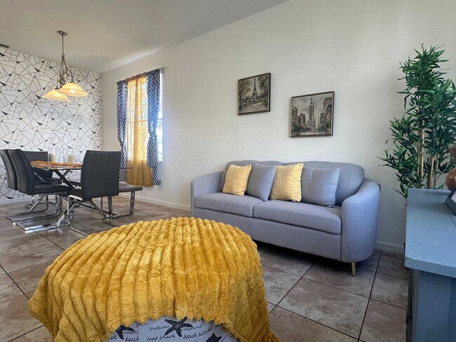 property at 930 Oxford Dr