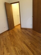 537 N Claremont Ave in Chicago, IL - Foto de edificio - Building Photo