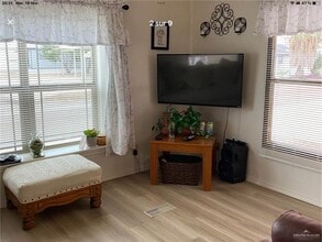 7 Ash St in Mission, TX - Building Photo - Building Photo