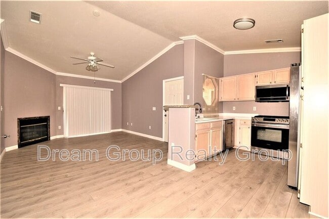 property at 5415 W Harmon Ave