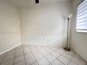 3051 SW 27th Ave in Miami, FL - Building Photo - Building Photo