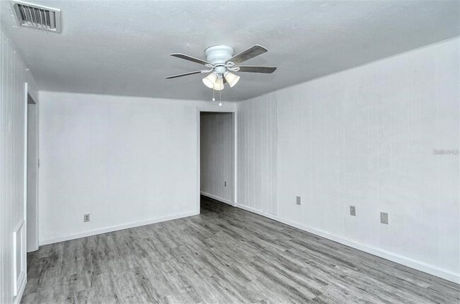647 Church St in Nokomis, FL - Building Photo - Building Photo