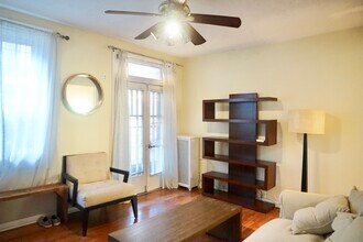 2110 N Seminary Ave in Chicago, IL - Building Photo - Building Photo