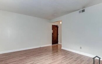 2143 Suitland Terrace SE in Washington, DC - Building Photo - Building Photo