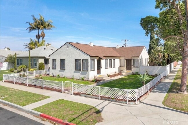 2200 Euclid Ave