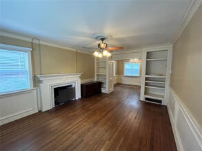 906 Elm Ave in Norman, OK - Building Photo - Building Photo