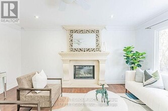34 Ferrah St in Markham, ON - Building Photo - Building Photo