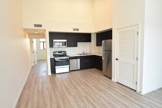 FiftyOne Baltimore at the Crossroads in La Mesa, CA - Building Photo - Building Photo