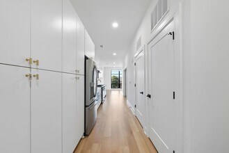 615 Daniels St in Raleigh, NC - Building Photo - Building Photo