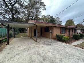 223 Kingsway Dr in Warner Robins, GA - Building Photo - Building Photo