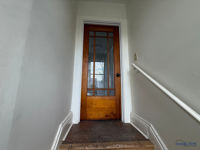 16 Pine St in Hamilton, NY - Building Photo - Building Photo
