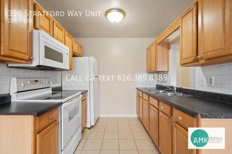 399 Stratford Way in Holland, MI - Building Photo - Building Photo