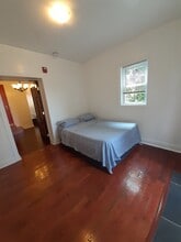 2113 Fitzwater St, Unit 2 in Philadelphia, PA - Foto de edificio - Building Photo