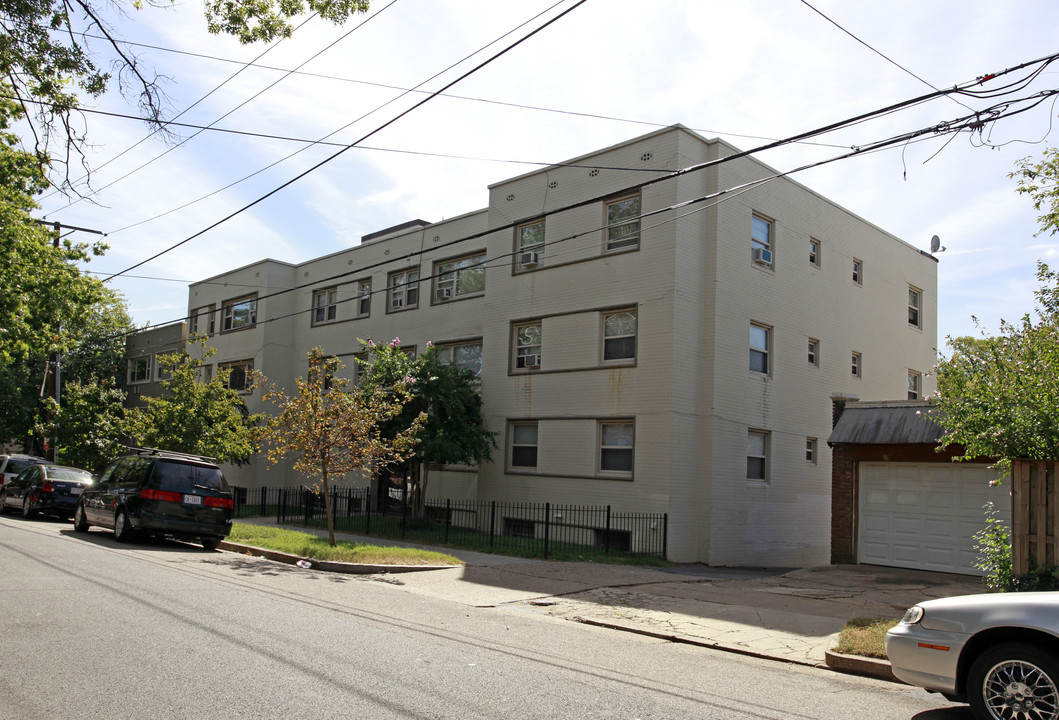 The Kingston in Washington, DC - Building Photo