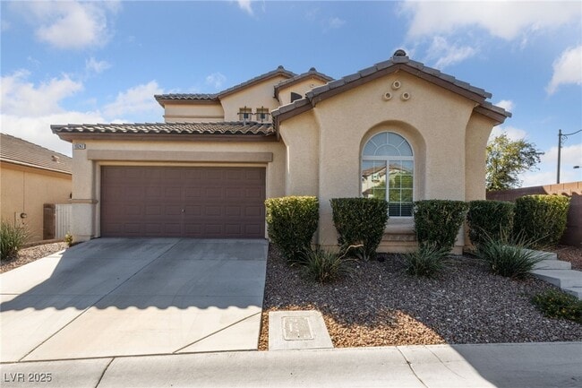 10247 Blue Water Peak Ave in Las Vegas, NV - Building Photo - Building Photo