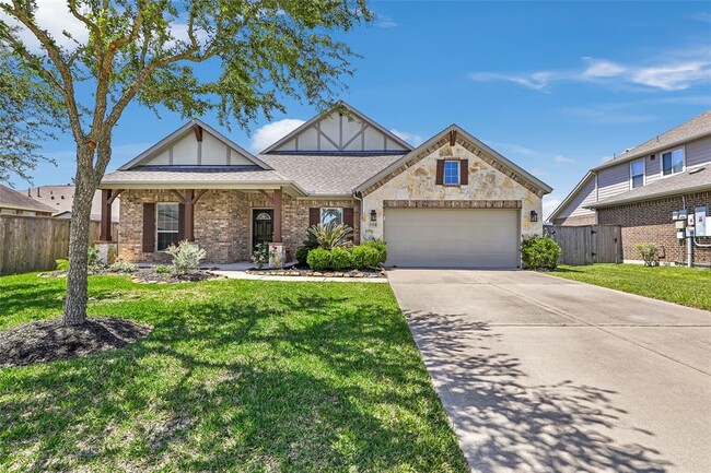 property at 2324 Vineyard Terrace Ln