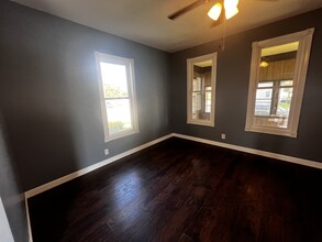 2704 Jackson Ave, Unit 2704 in Davenport, IA - Building Photo - Building Photo