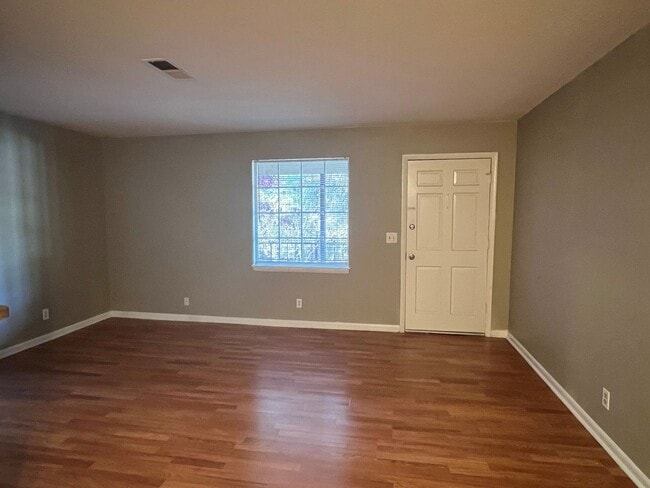 321 Cambout St in Columbia, SC - Building Photo - Building Photo