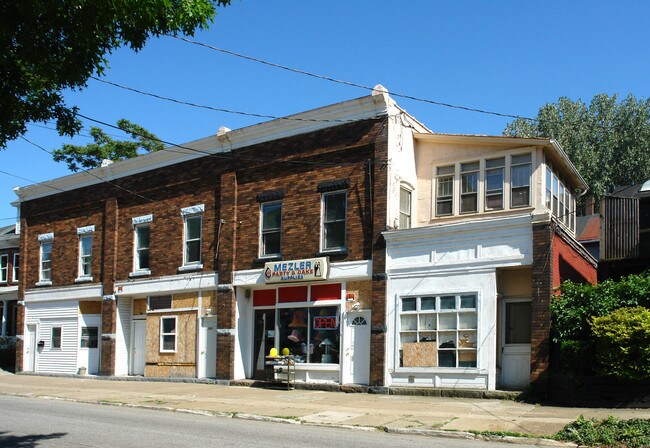 351-355 W 8th St in Erie, PA - Foto de edificio - Primary Photo