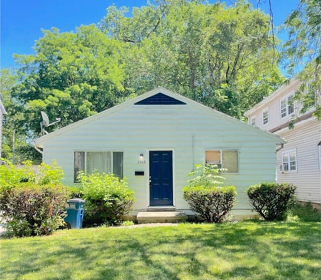 property at 2468 Parkview Ave