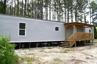 1756 County Rd 3479A in Cleveland, TX - Building Photo - Building Photo